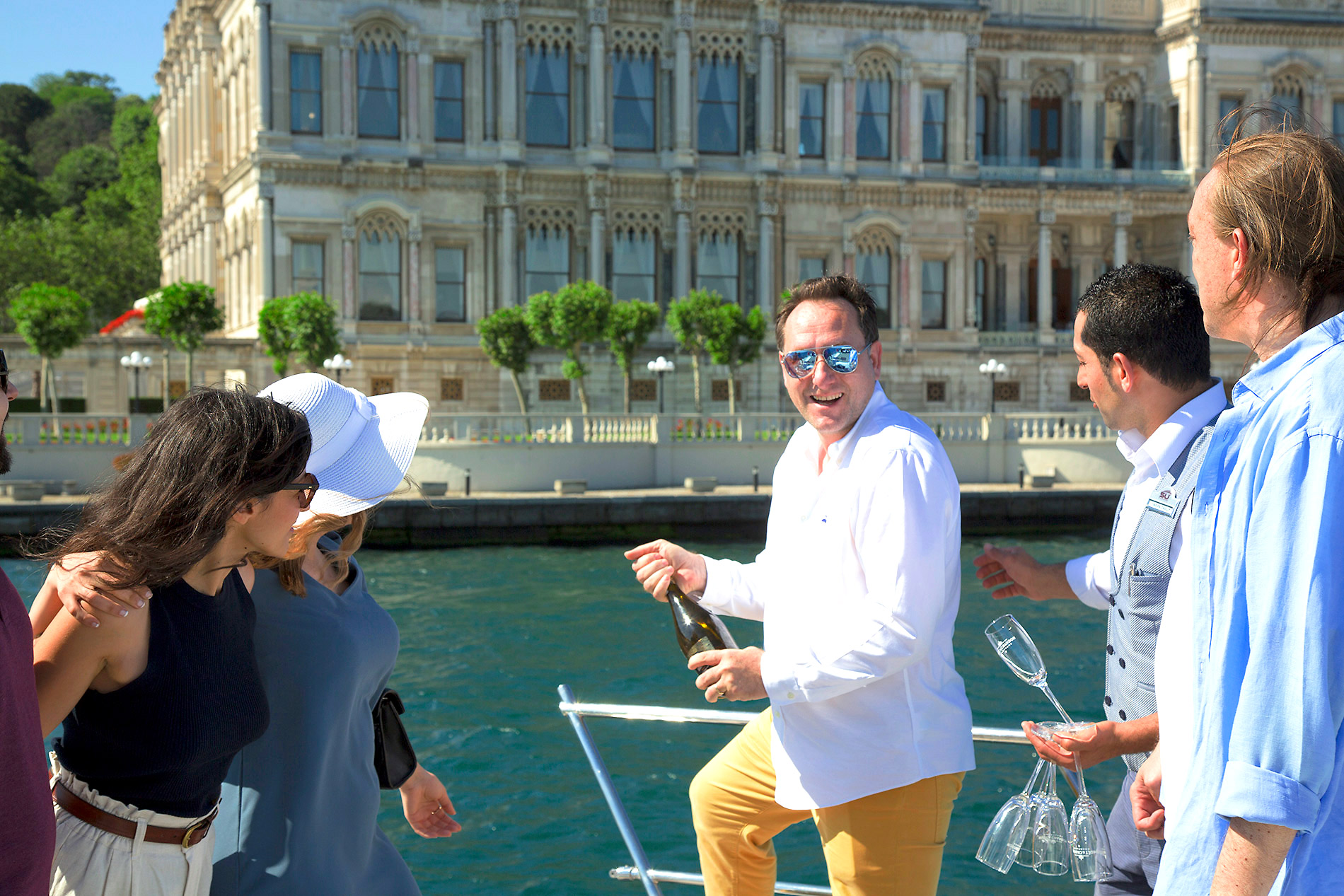 enjoy-an-intimate-trip-with-limitedas-group-sizes-drink-champagne-9347