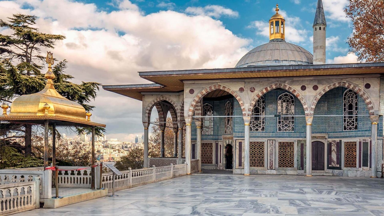 topkapi-palace-harem-tour-historian-guide-8647