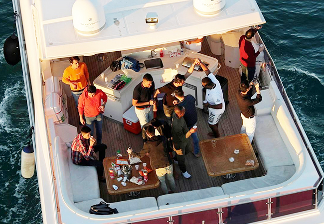 yatch-tour-activity-07